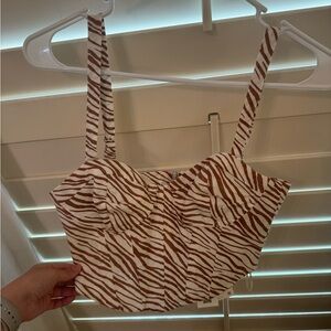 Zara NWT white and brown crop top xs